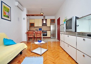 Apartments Luna in Pag