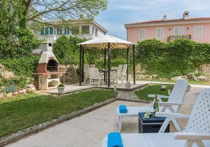 Apartments Marko, (12961), Funtana, hr