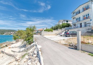 Apartments Na Obali Mora (18721-A5) - Razanj