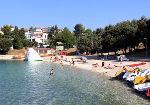 Apartments with parking space Pjescana Uvala, Pula - 7349 in Pula