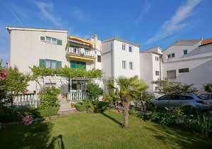 Apartments Zanze (39311-A8) - Vodice