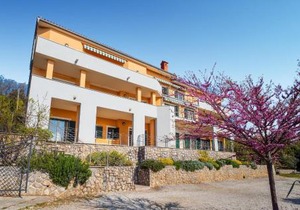 Beautiful Apartment In Moscenicka Draga With Wifi