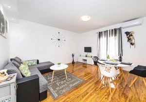 Beautiful Apartment In Kastel Stari With Wifi in Kaštela