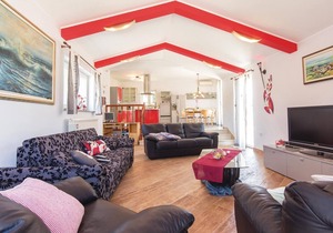 Beautiful home in Pula with WiFi in Pula