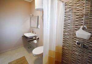BERTETIC One-Bedroom Apartment 3