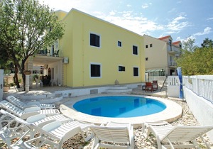 Dragan's Den - Basic Shared Dormitory, Mixed Dorm in Korcula