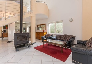 Gorgeous home in Rastane Donje