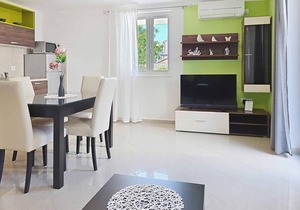 Holiday apartment mit Pool