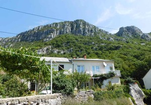 Holiday apartment with panoramic sea view