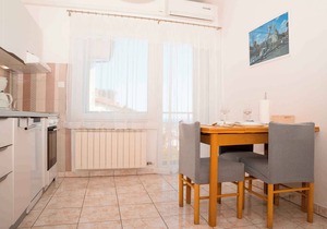 Holiday apartment with a balcony and sea view in Rabac