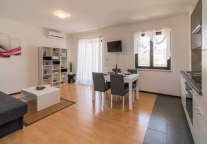 Holiday apartment with balcony in Krk