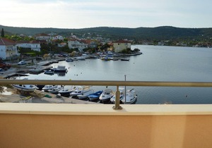 Holiday apartment with two balconies