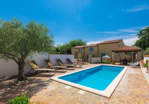 Holiday Home Ksenija-1 by Interhome
