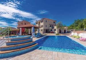 Holiday house Dobrinj for 1 - 14 persons with 6 bedrooms - Holiday home