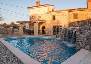 Holiday house Garica for 1 - 10 persons with 4 bedrooms - Holiday home
