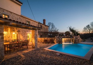 Holiday house Garica for 1 - 10 persons with 4 bedrooms - Holiday home