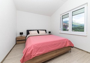 Lovely Apartment In Kastel Luksic With Wifi in Kaštela