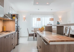 Modern villa near the beach in Sukosan