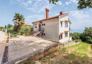 Nice Apartment In Pobri With House Sea View in Volosko