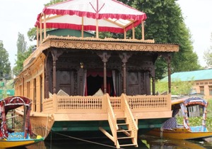 Nigeen Heritage Houseboats in Srinagar