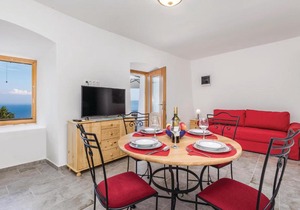 One-Bedroom Apartment in Moscenicka Draga