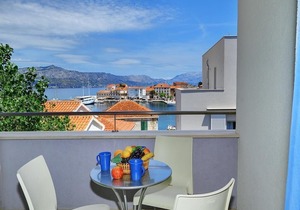 One bedroom apartment Marija A2 in Postira in Postira