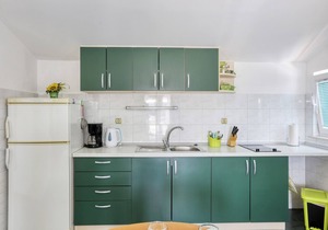 One bedroom apartment near beach Jezera, Murter (A-796-d)