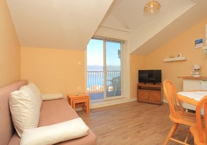 One bedroom apartment with balcony and sea view Mastrinka, Čiovo (A-2042-b)