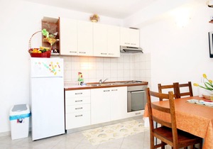 One bedroom apartment with terrace Seline, Paklenica (A-6603-b)