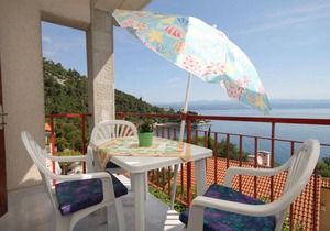 Room with terrace and sea view Medveja, Opatija (S-7720-a)