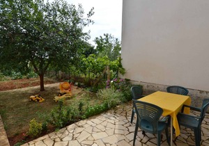 Studio with balcony and air conditioning in Valbandon