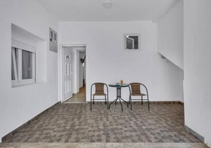 Sunny Garden Apartments Ana