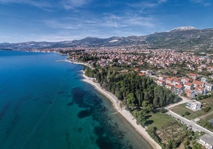 These beautifully furnished apartments are located in Kastel Luksic. in Kastel Luksic