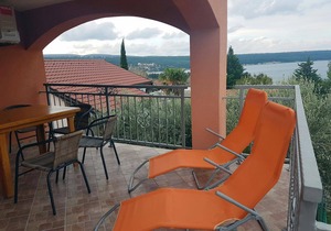 Two bedroom apartment with terrace and sea view Karin Gornji, Novigrad (A-18387-b)