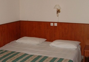 Two bedroom apartment with terrace and sea view Lokva Rogoznica, Omiš (A-14853-a)