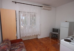Two bedroom apartment near beach Kustići, Pag (A-6449-a)
