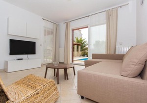 Two-Bedroom Apartment in Volme