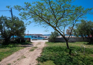 Two bedroom apartment near beach Bibinje (Zadar) (A-5865-b)