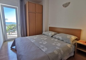 Two bedroom apartment with balcony and sea view Živogošće - Mala Duba, Makarska (A-18626-b)