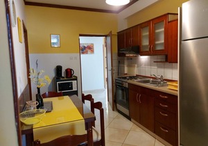 Two bedroom apartment with terrace Palit, Rab (A-15794-a)