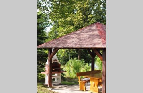 Karlovac Villa | ČAROBNA ŠUMA *(magic forest)
