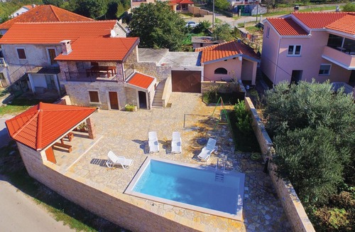 Galovac House | 1 bedroom accommodation in Galovac