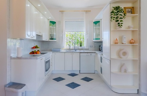 Novi Zagreb House | 1 bedroom awesome home in Hrvatski Leskovac