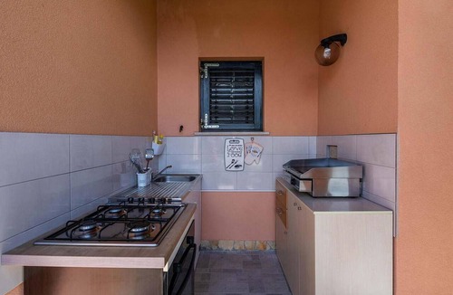 Veliki Vareski House | 1 bedroom cozy home in Marcana