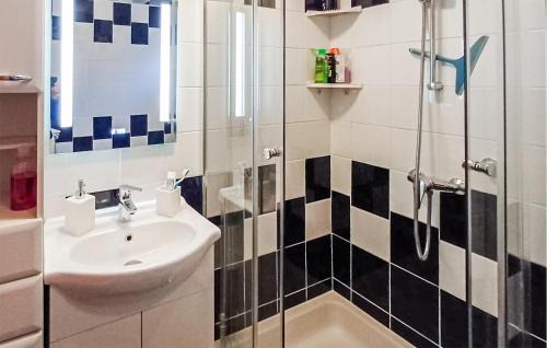 Gracac Apartment | 1 Bedroom Gorgeous Apartment In Gracac