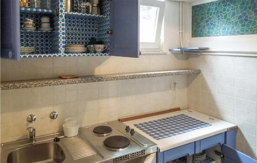 Martinscica Apartment | 1 Bedroom Lovely Apartment In Martinscica