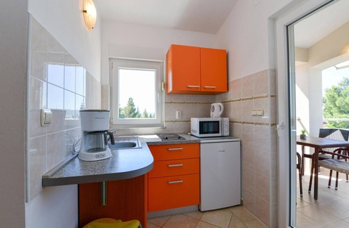 Starigrad Apartment | 1 bedroom nice apartment in Starigrad Paklenica