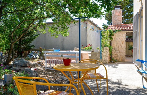 Starigrad Apartment | 1 bedroom nice apartment in Starigrad Paklenica