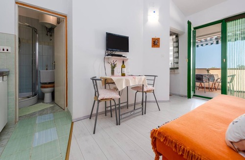 Potocnica Apartment | 1 bedroom nice apartment in Potocnica