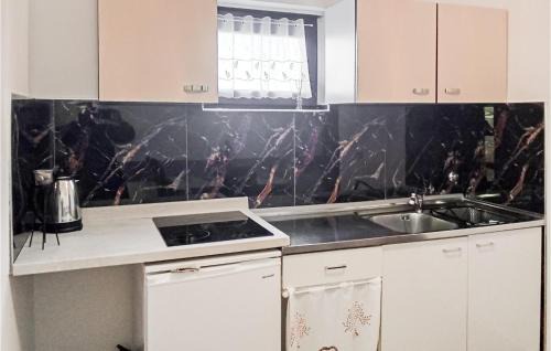 Dobrinj Apartment | 1 Bedroom Nice Apartment In Gabonjin
